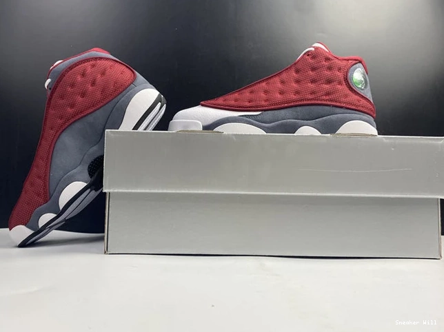 Grey 13 414571- 1161 Retro Red Jordan GoAnywhere Flint Gym 6715 0606
